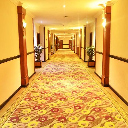 Formosa Hotel Batam Екстер'єр фото