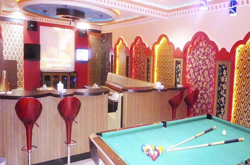 Formosa Hotel Batam Екстер'єр фото