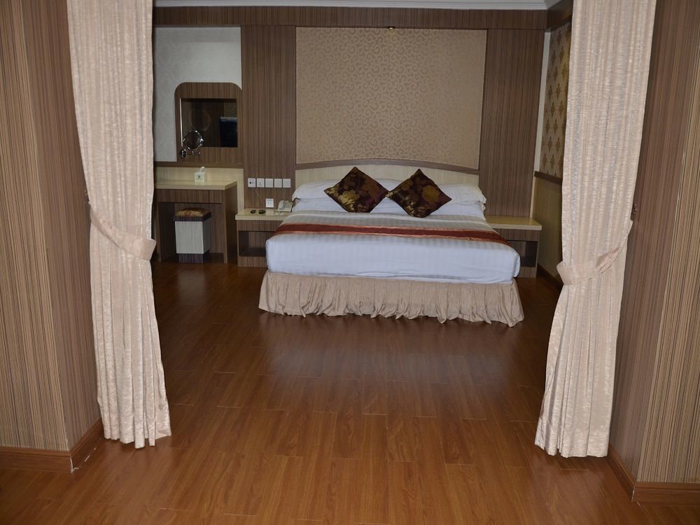 Formosa Hotel Batam Екстер'єр фото