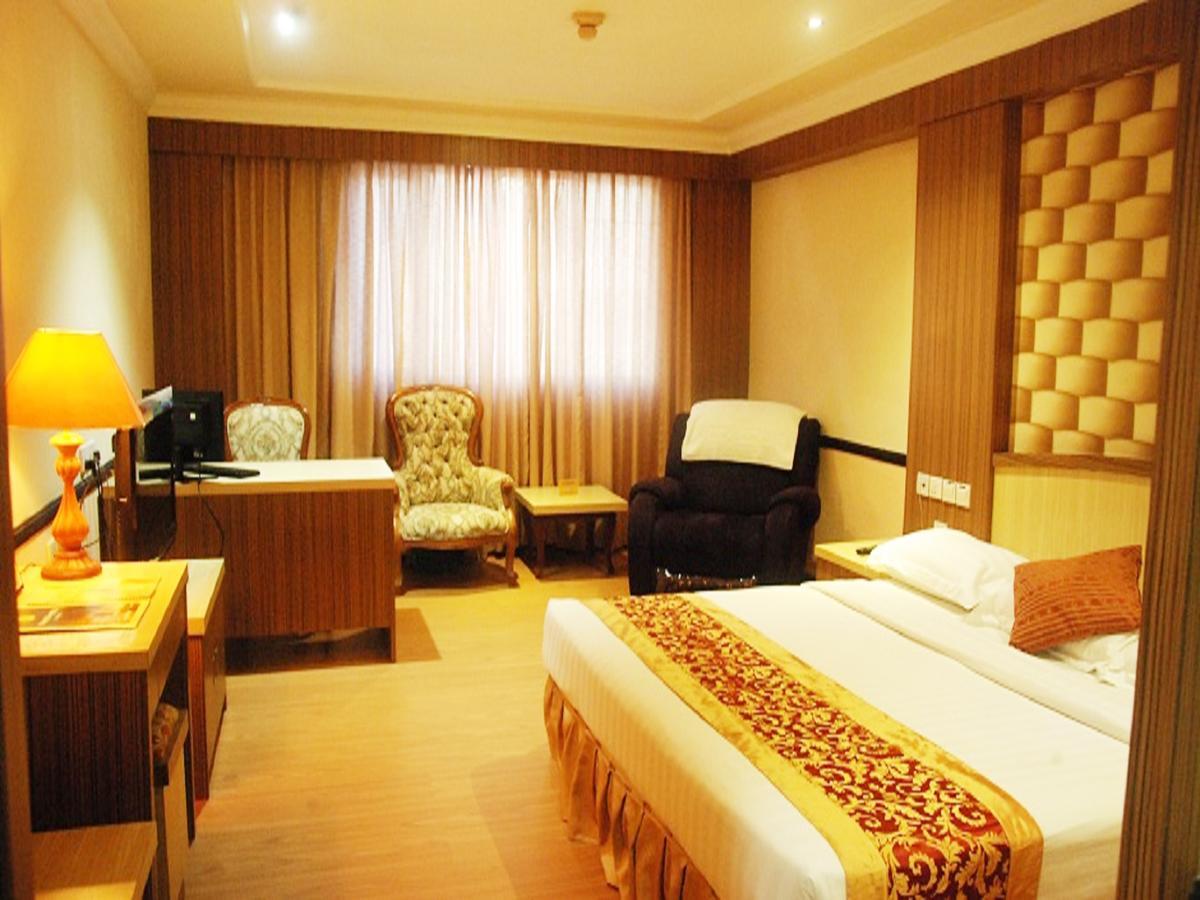 Formosa Hotel Batam Екстер'єр фото
